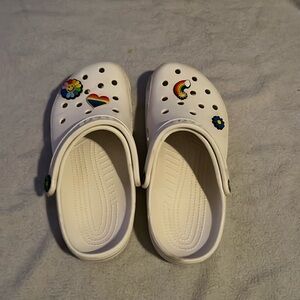clean white crocs with charms